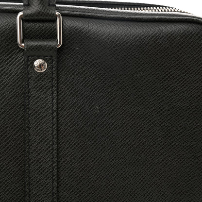 Louis Vuitton Taiga Porte Documents Voyage PM Ardoise 13 of 15