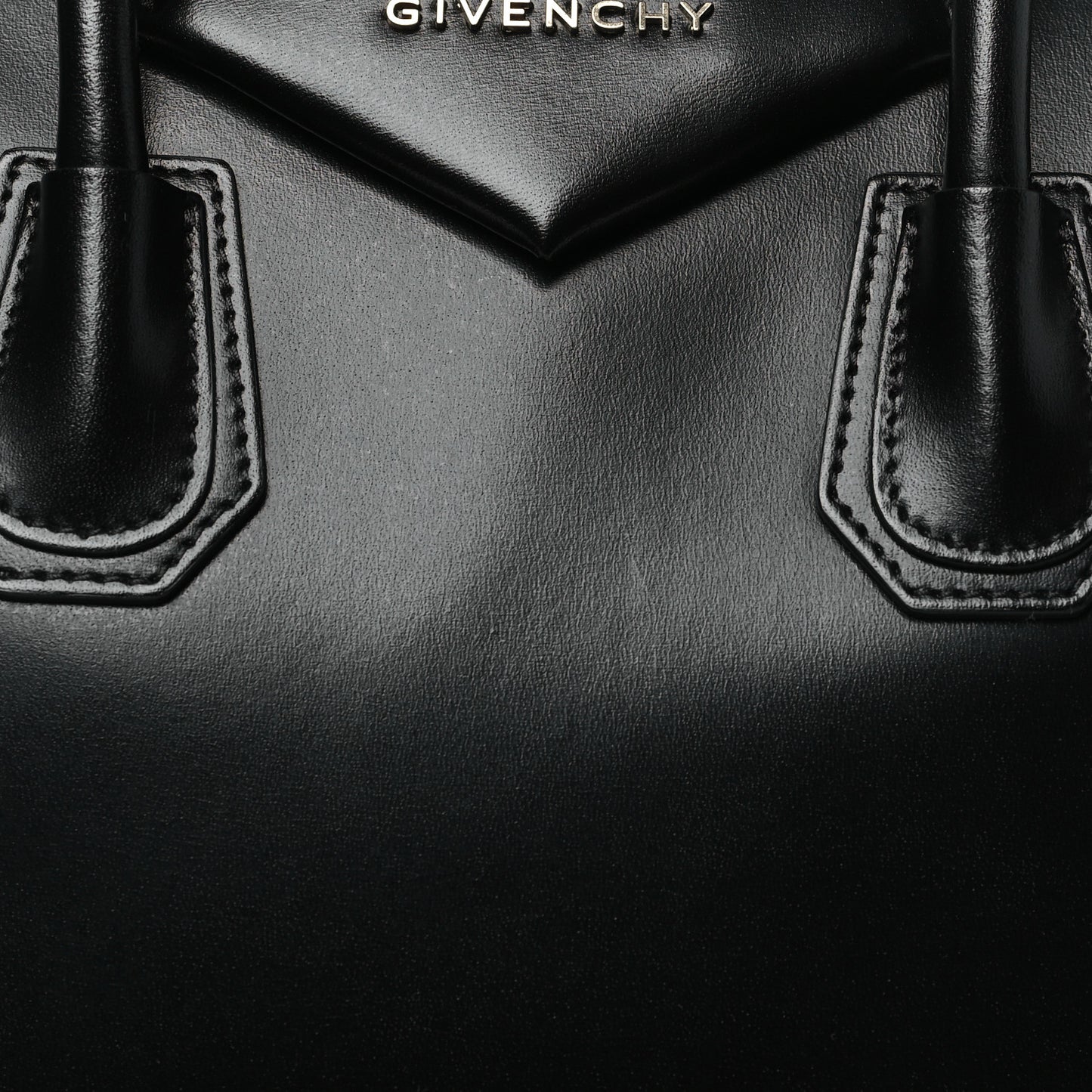 Shiny Lord Calfskin Small Antigona Black