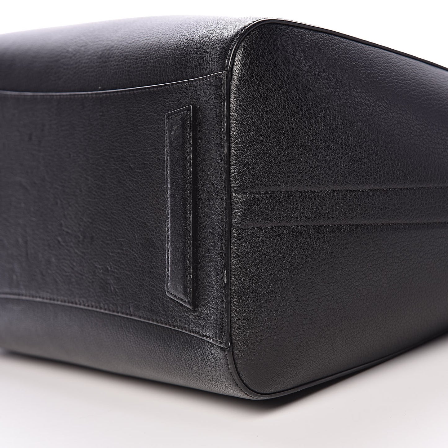 Sugar Goatskin Medium Antigona Black