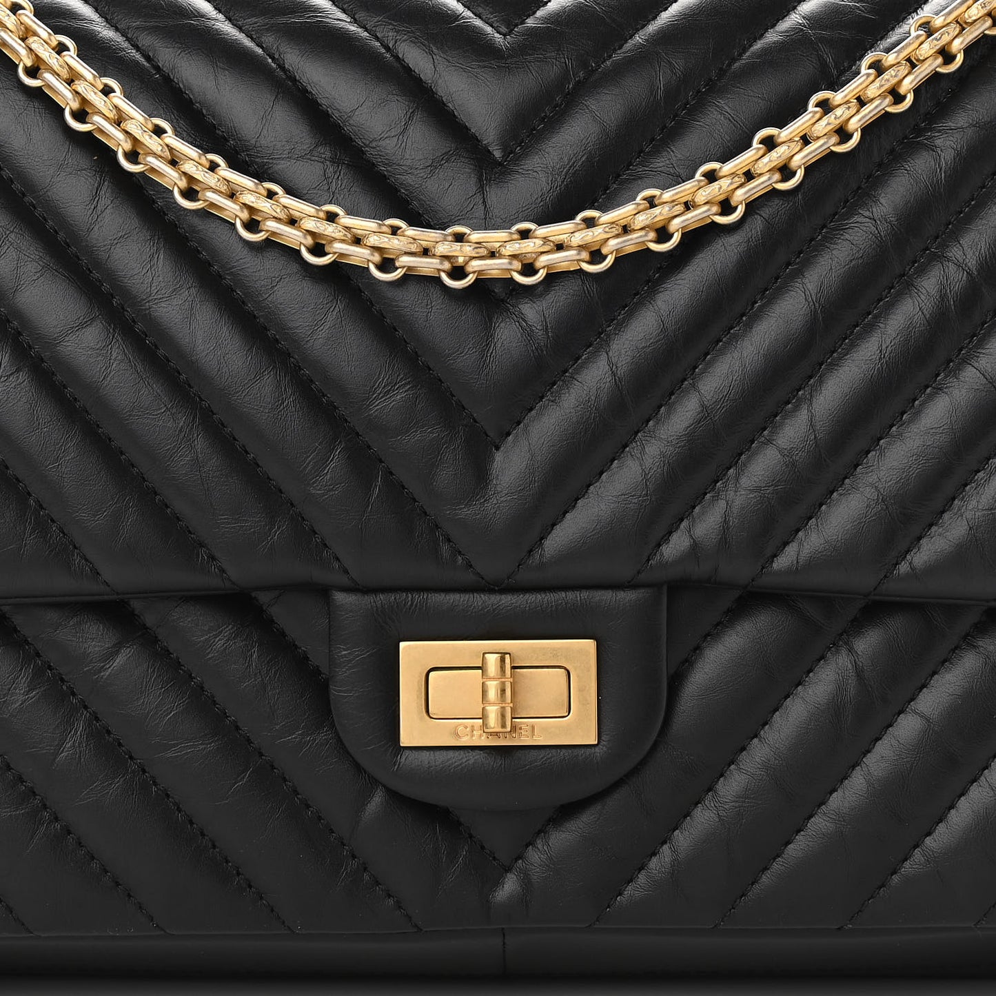 Aged Calfskin Chevron Quilted 2.55 Reissue 226 Flap Black