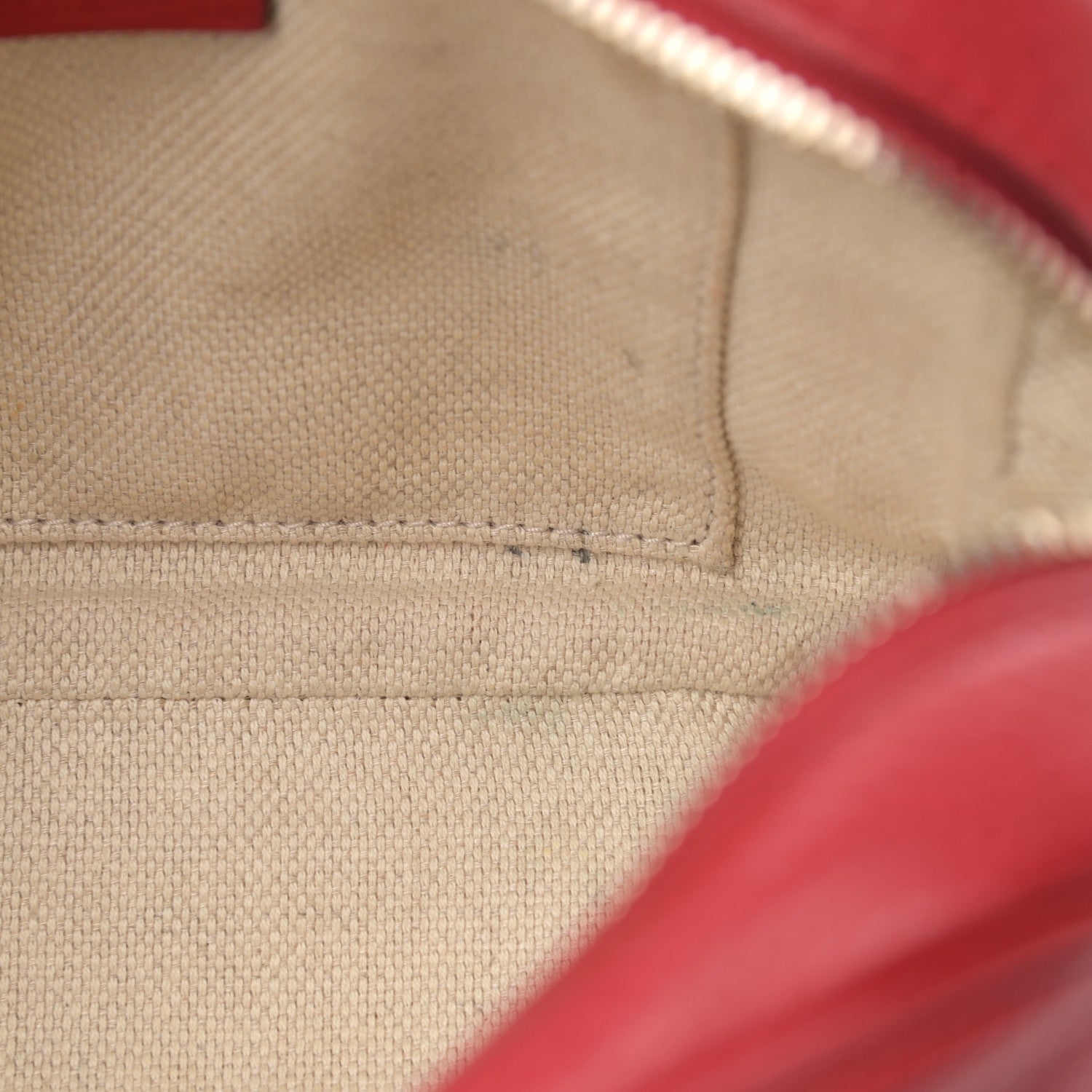 Gucci Pebbled Calfskin Small Soho Disco Bag Tabasco Red 14 of 21