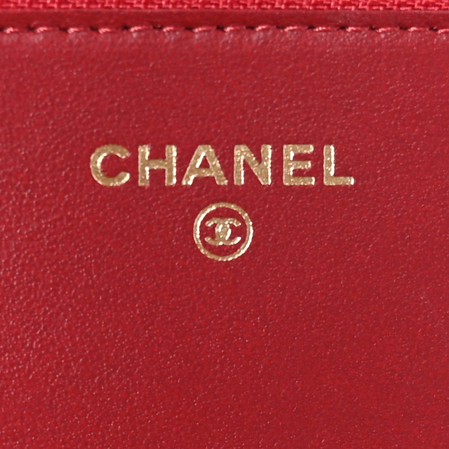 Caviar Quilted Boy Wallet On Chain WOC Red