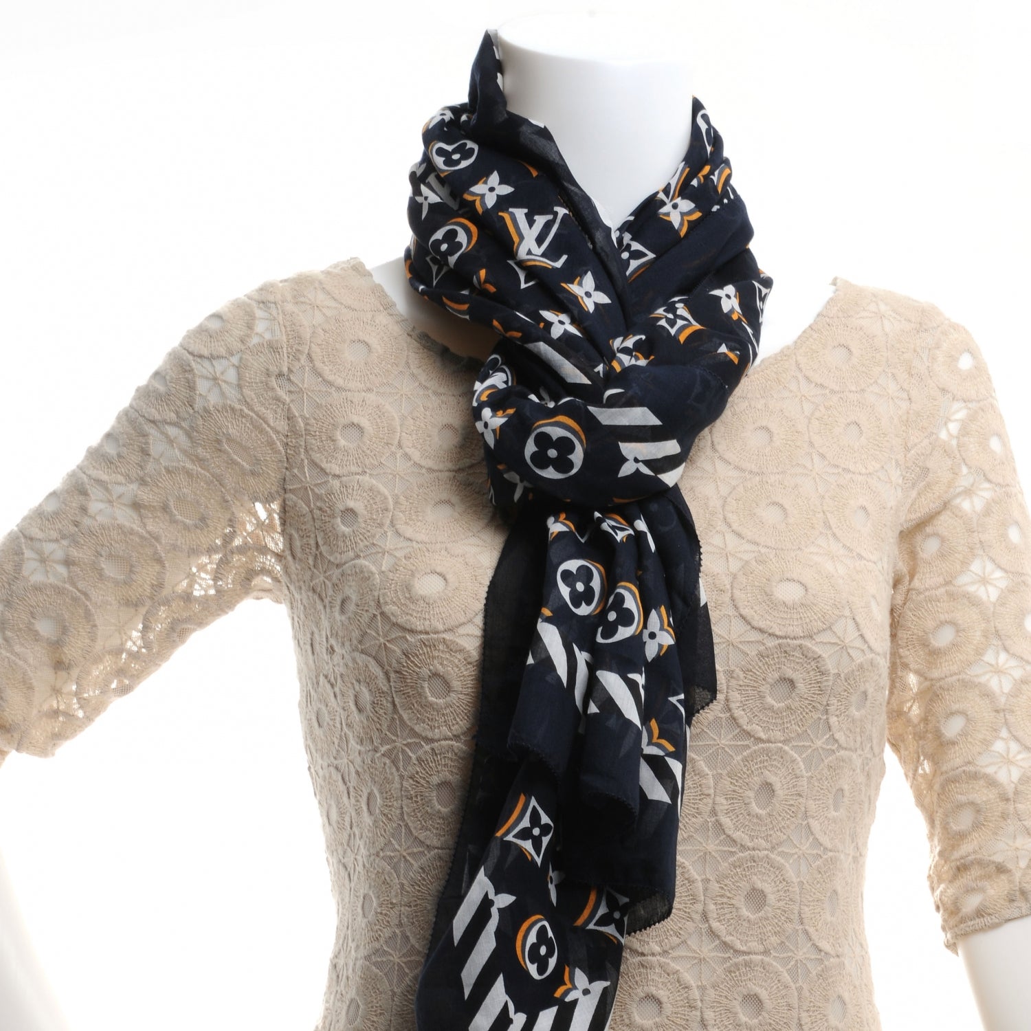 Louis Vuitton Cotton Monogram Cruise Scarf 4 of 6