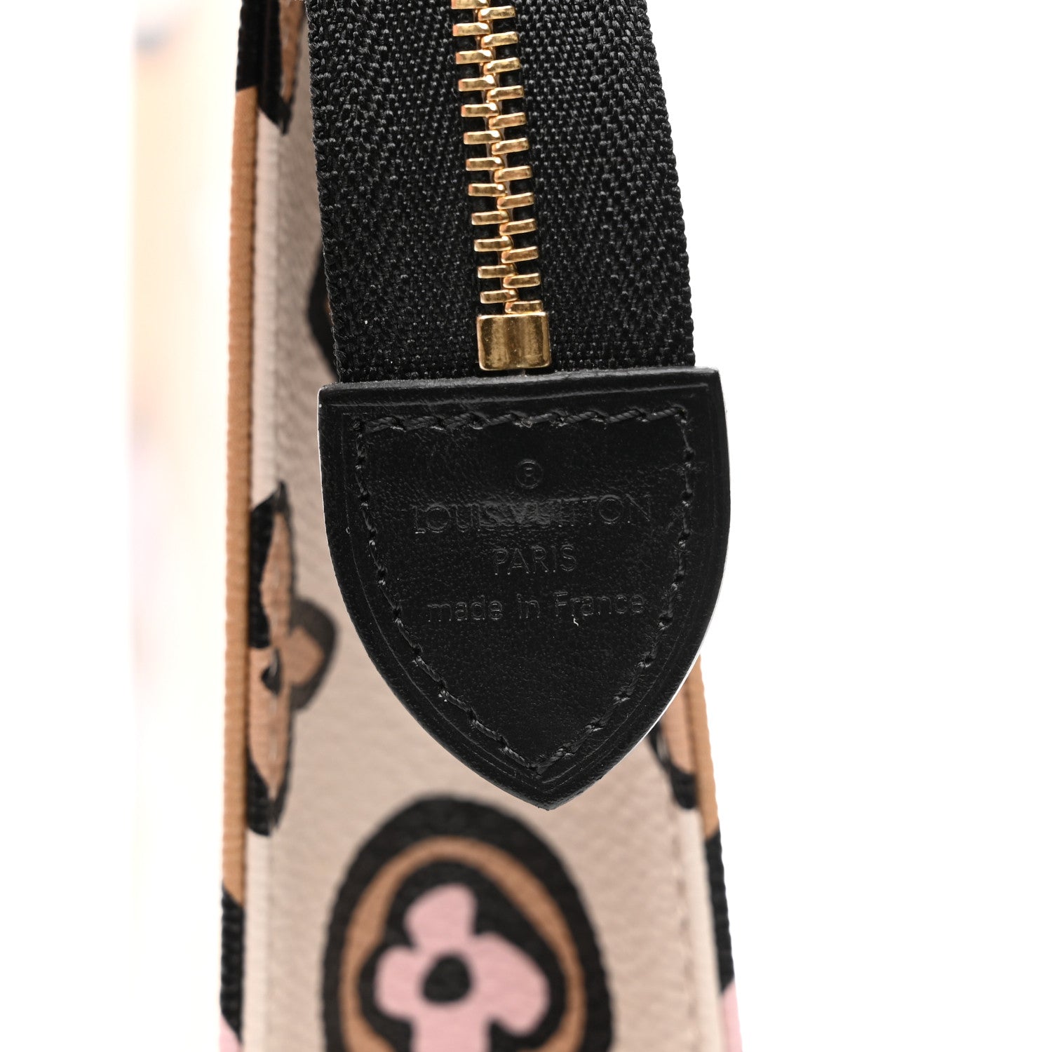 Louis Vuitton Monogram Giant Wild At Heart Toiletry Pouch 26
