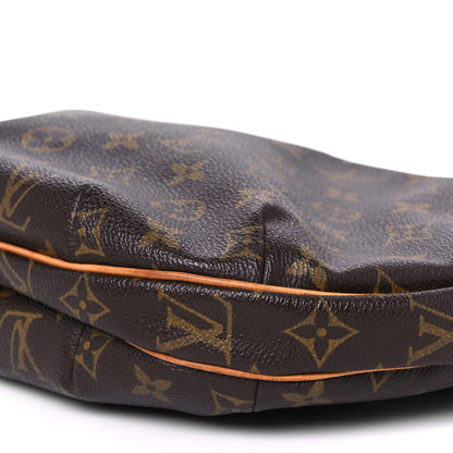 Louis Vuitton Monogram Croissant MM 9 of 10