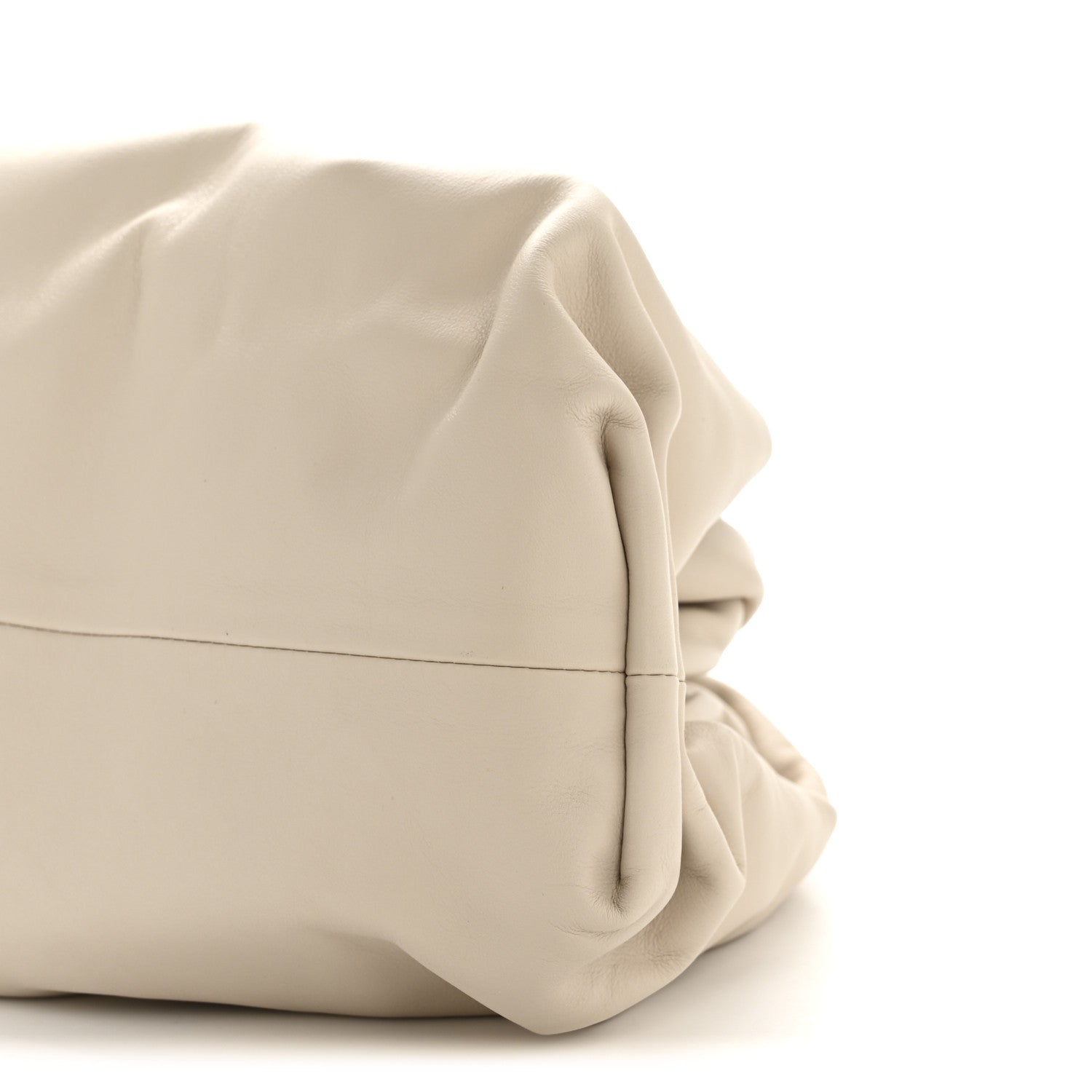 Bottega Veneta Smooth Butter Calf The Pouch Oversized Clutch Plaster 10 of 10