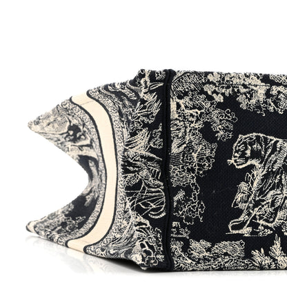 Christian Dior Canvas Embroidered Medium Dioriviera Toile De Jouy Reverse Book Tote Blue 9 of 12
