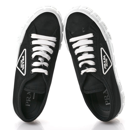 Prada Re-Nylon Gabardine Triangle Logo Double Wheel 50mm Sneakers 37 Black 2 of 8