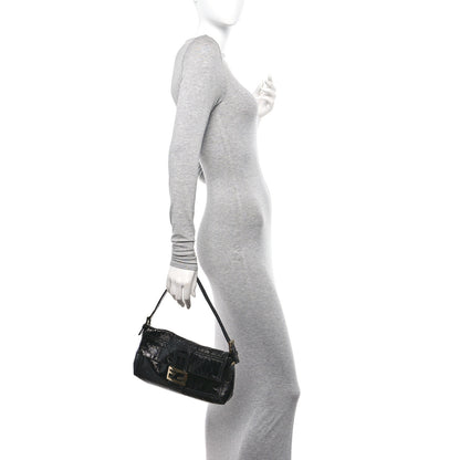 Fendi Vitello Naplak Medium Convertible Baguette Black 2 of 9