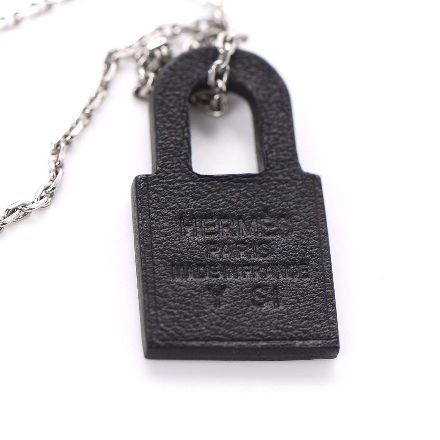 Swift Small O'Kelly Pendant Necklace Black