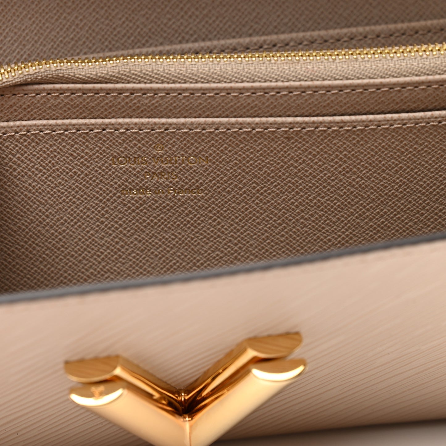 Epi Twist Wallet Galet