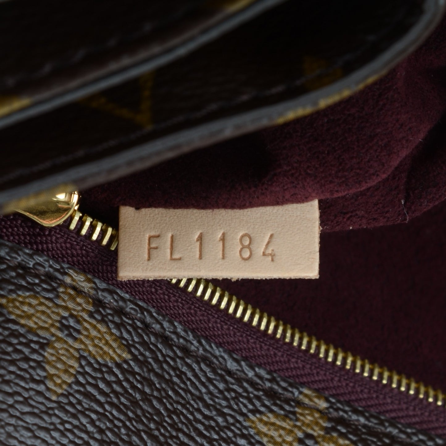 Monogram Voltaire