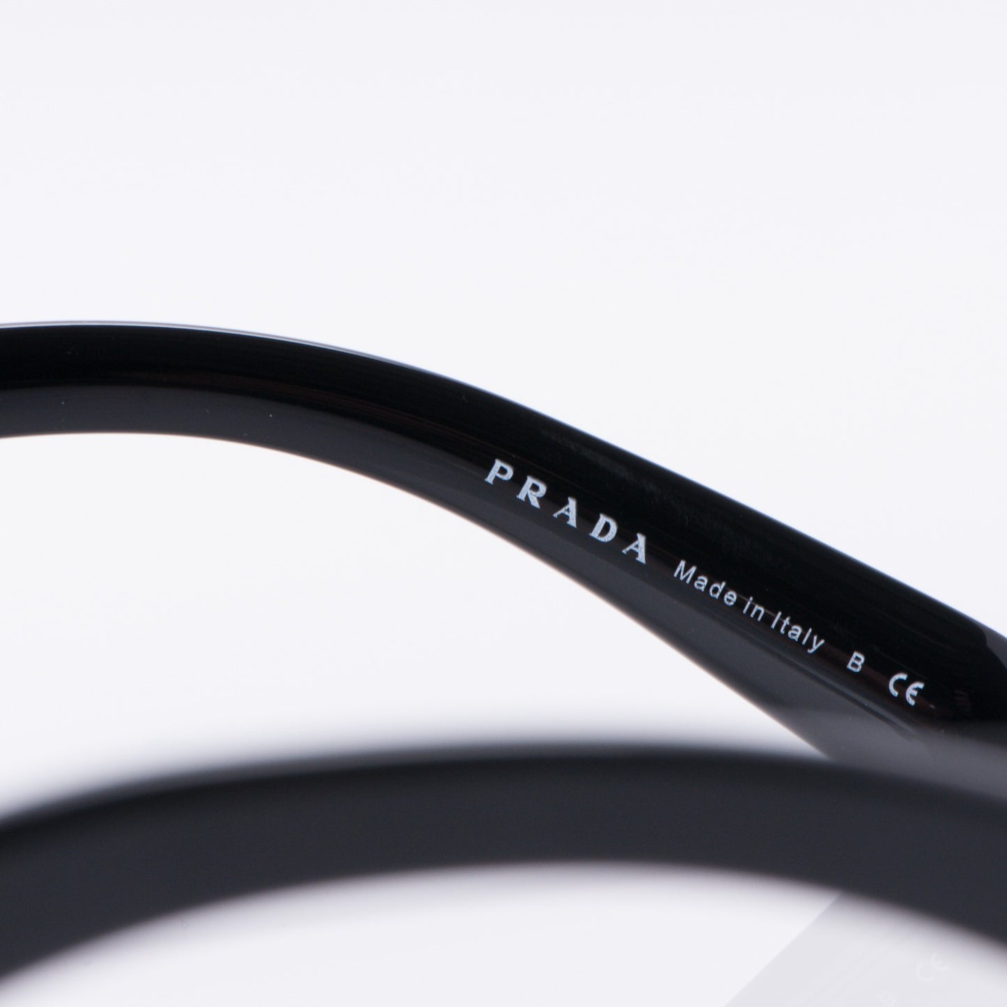 Baroque Sunglasses SPR 27N Black