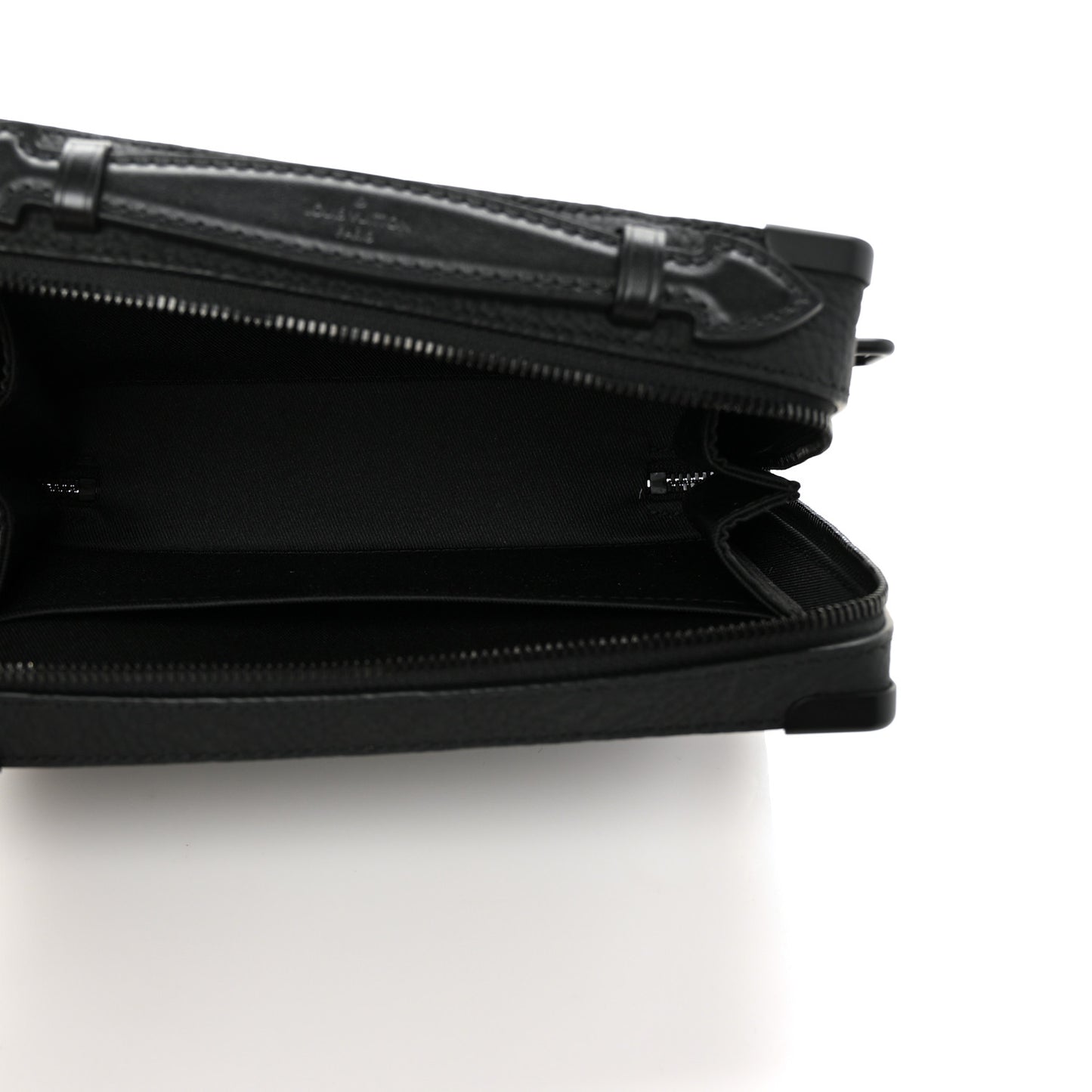 Taurillon Monogram Soft Trunk Black