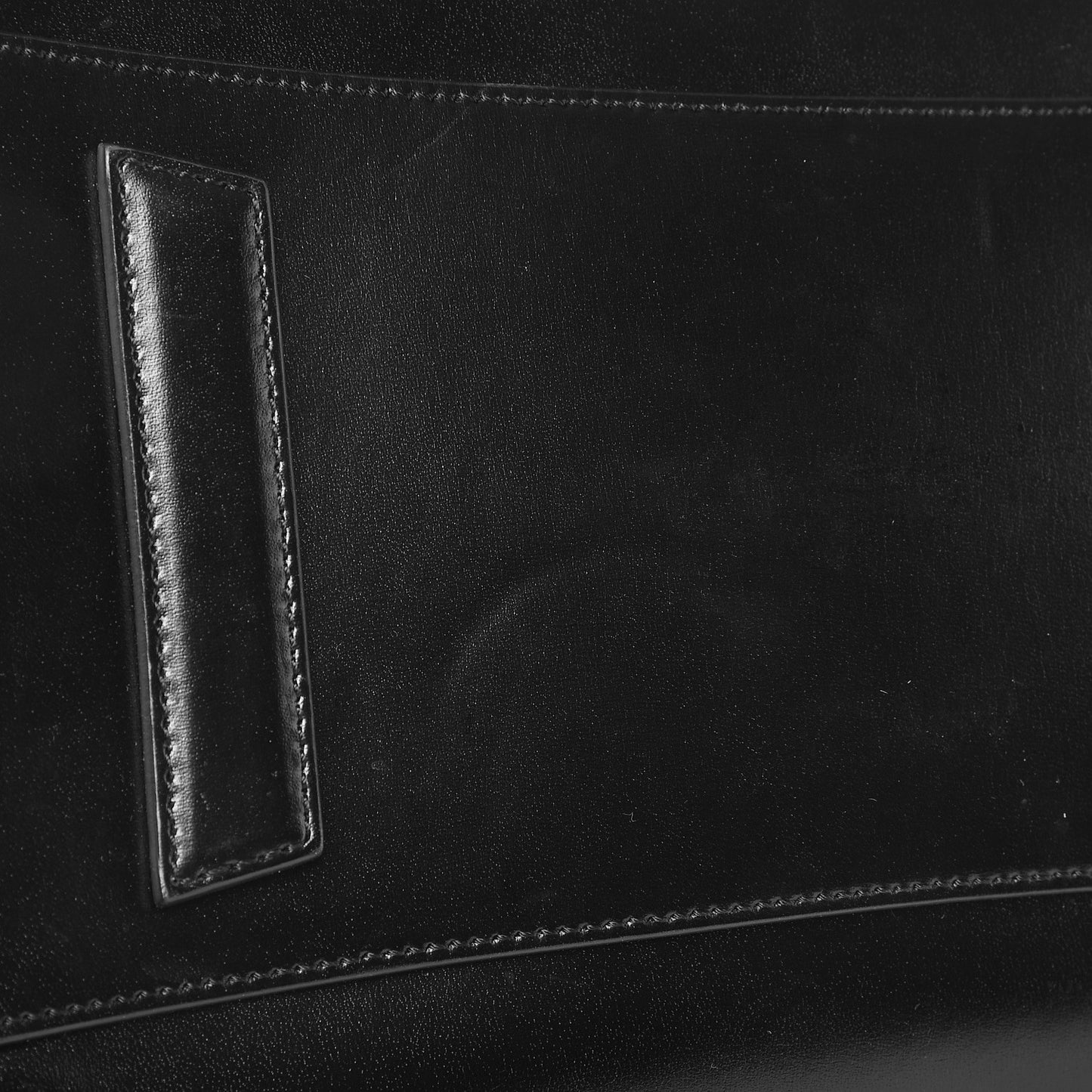 Shiny Lord Calfskin Medium Antigona Black