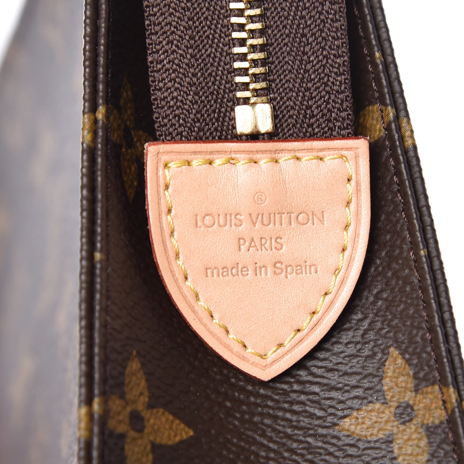 Louis Vuitton Monogram Toiletry Pouch 19 6 of 10