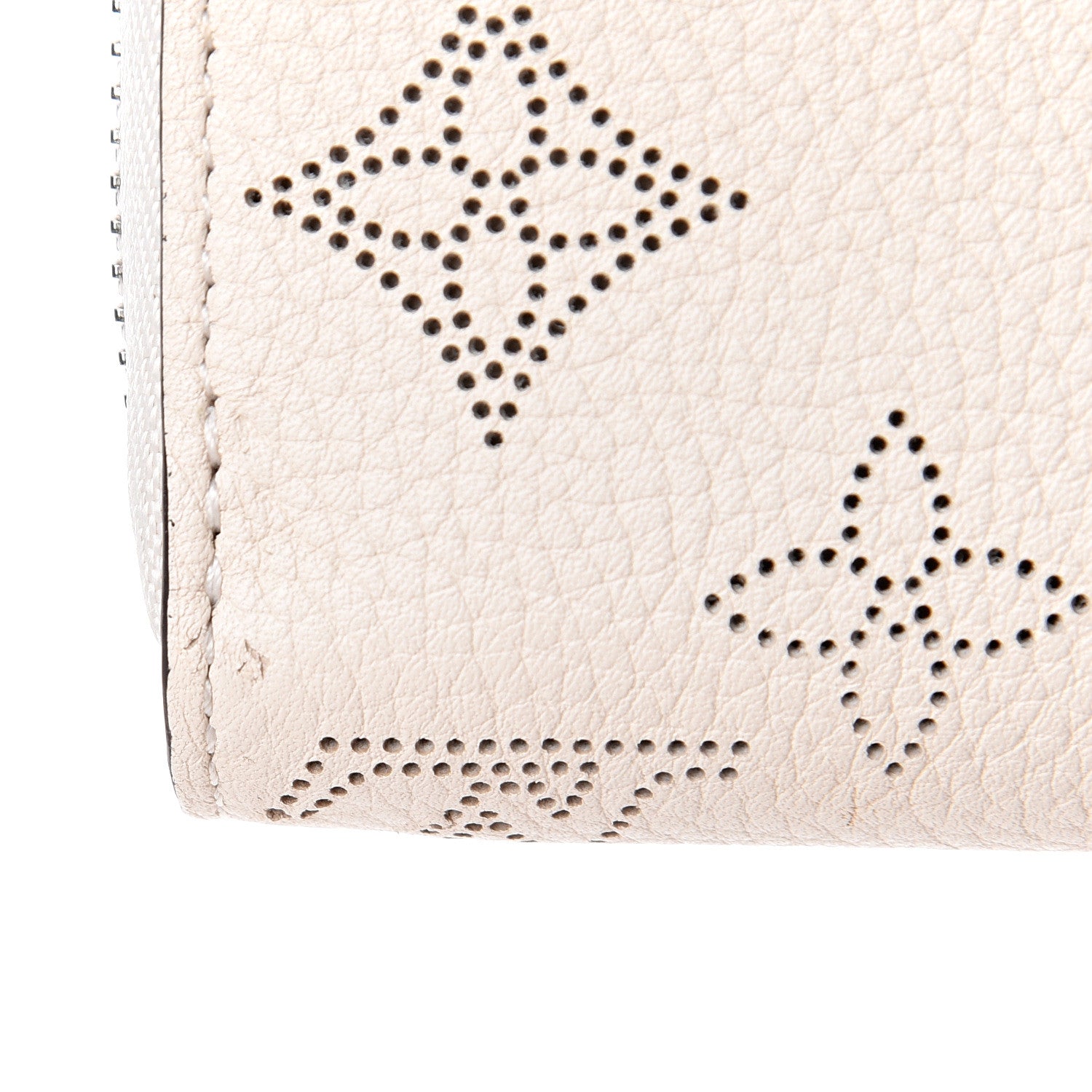 Louis Vuitton Mahina Zippy Wallet Ivory 8 of 9