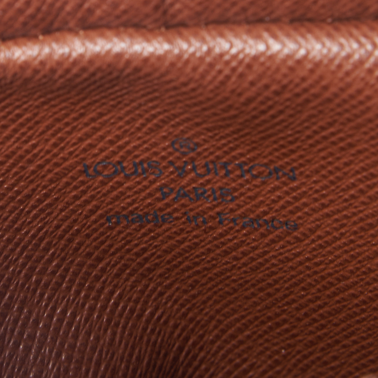 Monogram Amazone