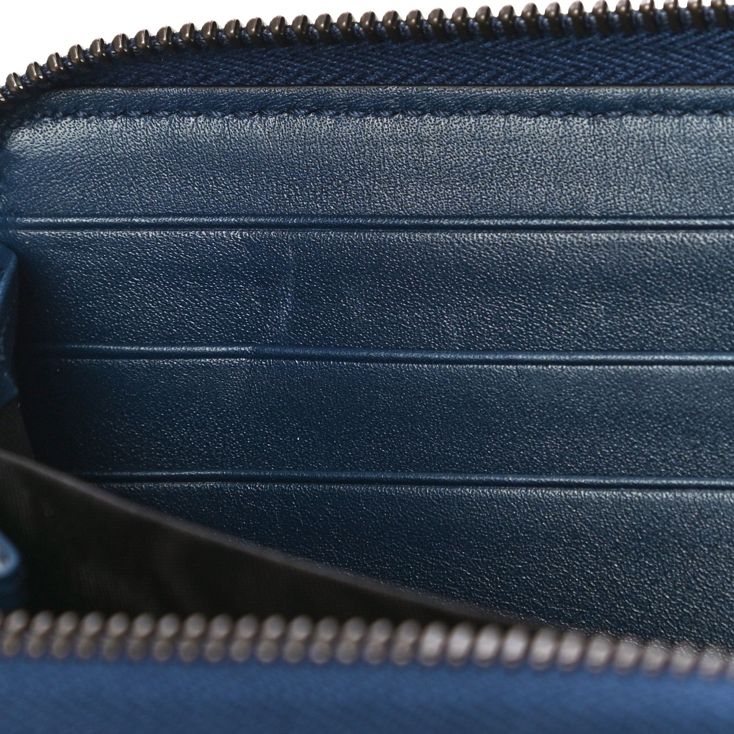 Gucci Calfskin Matelasse GucciGhost GG Marmont Zip Around Wallet Blue Agata Hibiscus Red 11 of 12