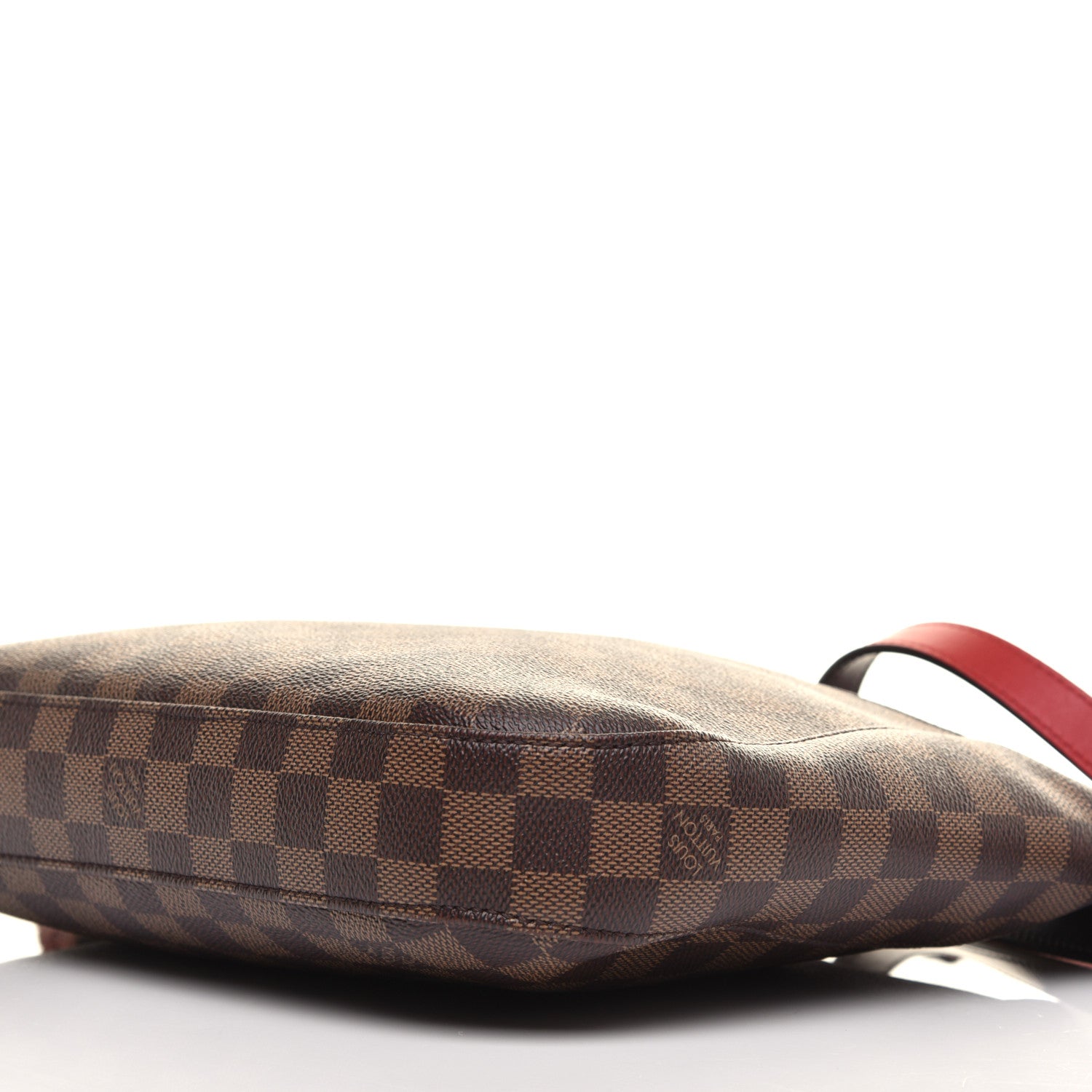 Louis Vuitton Damier Ebene South Bank Besace 9 of 10