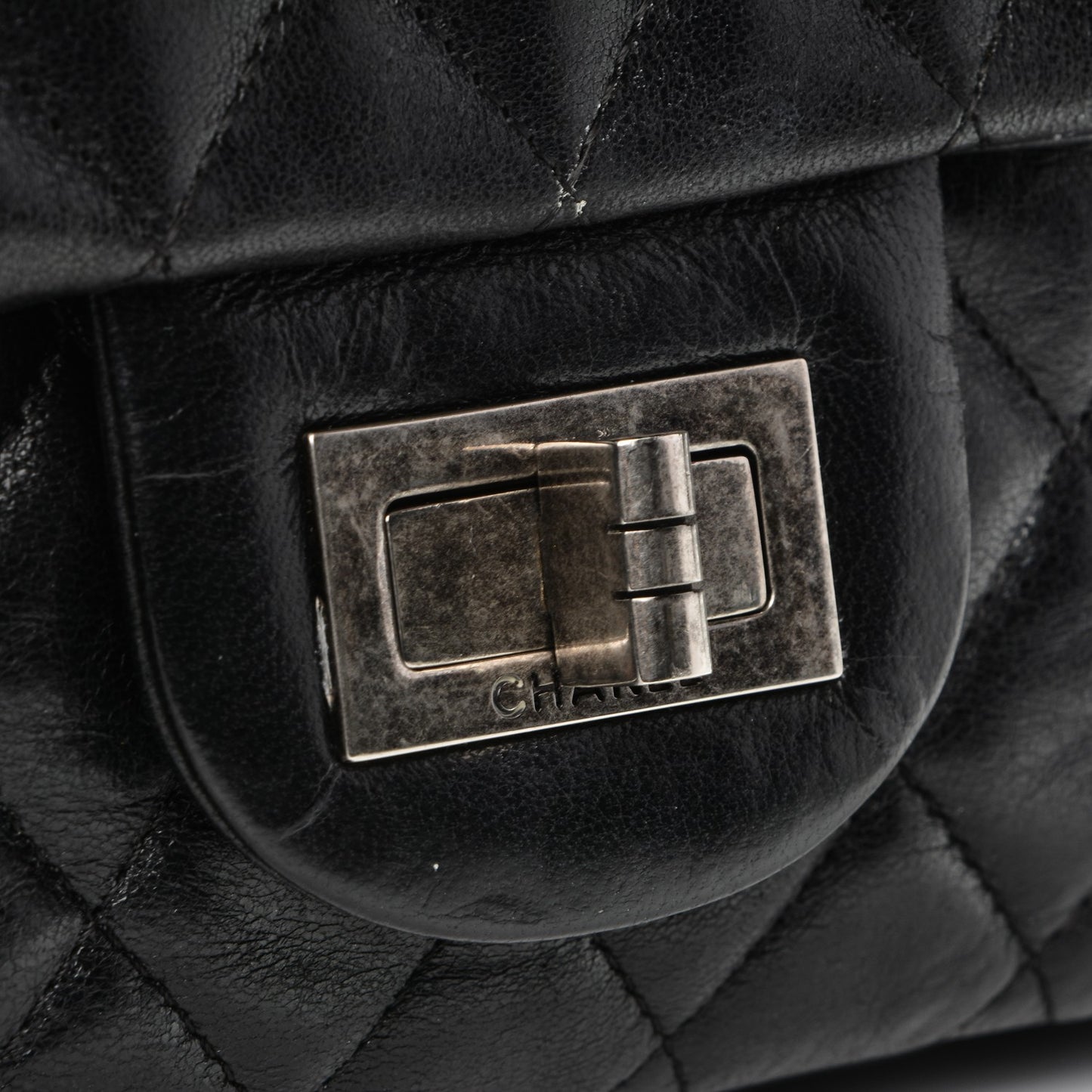 Calfskin Quilted Hybrid Reissue East West Flap Black