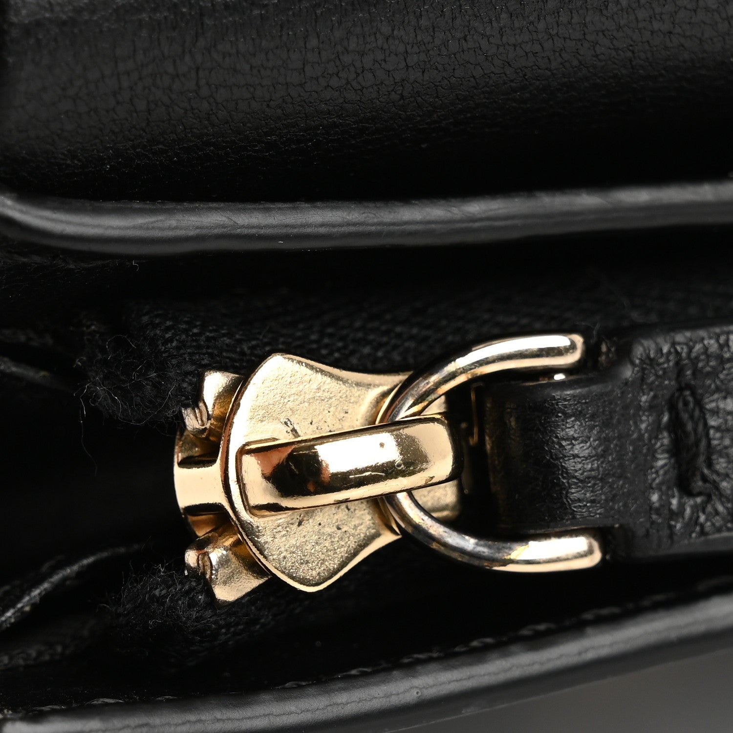 Valentino Garavani Calfskin Small VLogo Bi-Fold Wallet Black 7 of 12