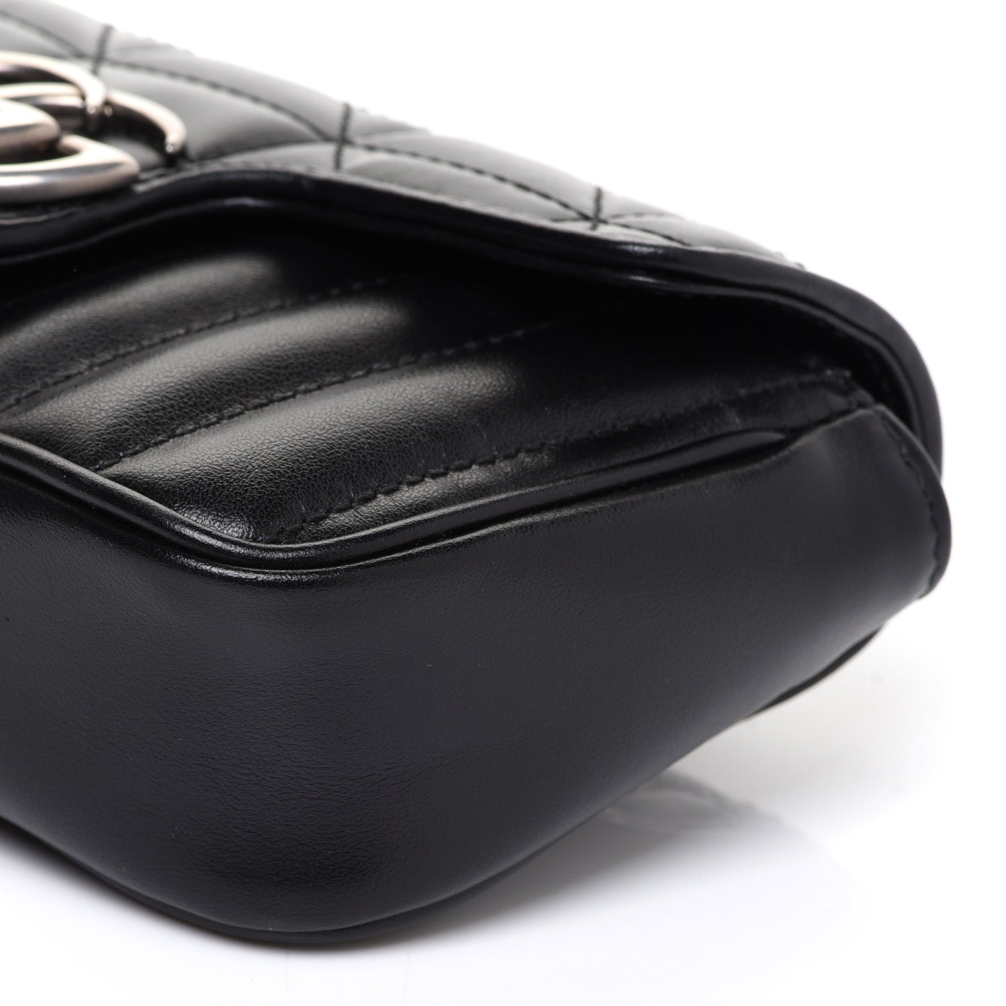 Calfskin Matelasse Aria Super Mini GG Marmont Shoulder Bag Black