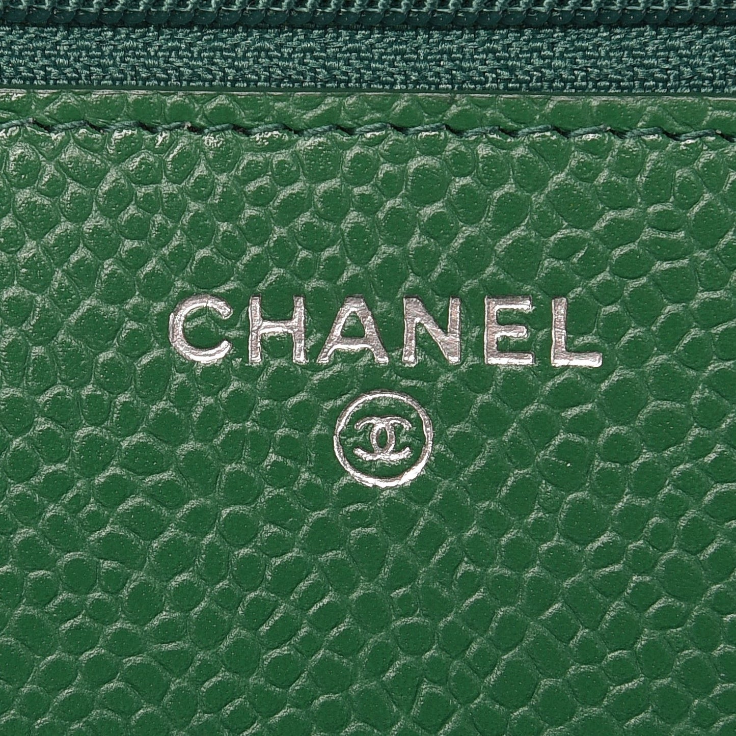 Caviar Quilted Wallet On Chain WOC Green