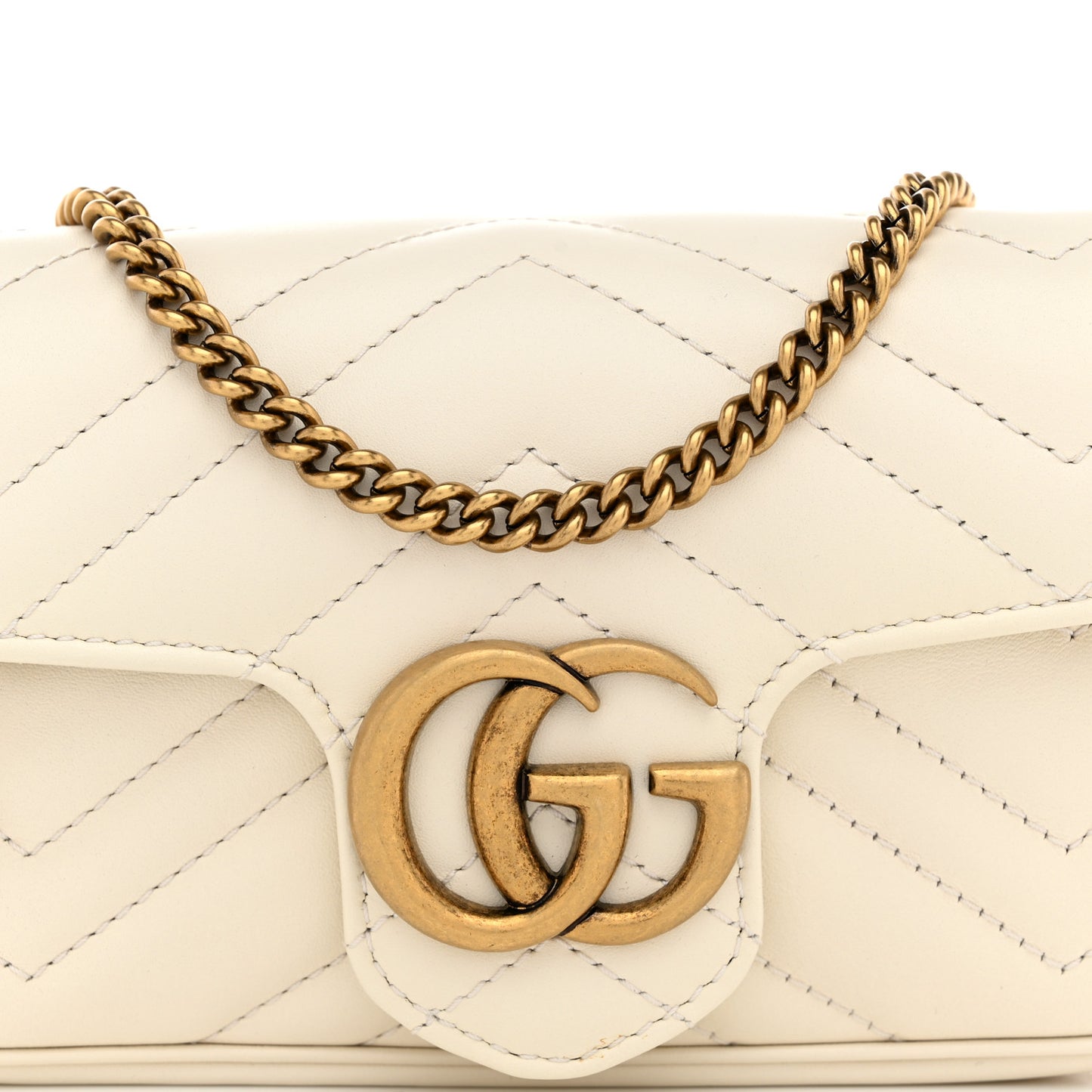 Calfskin Matelasse Super Mini GG Marmont Shoulder Bag White