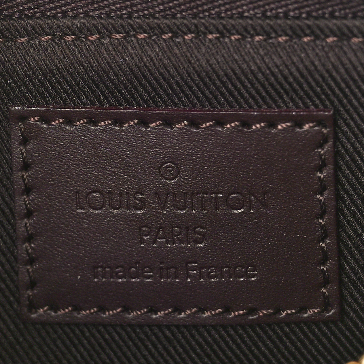 LOUIS VUITTON Vernis Monogram Mini Pochette Accessories Amarante
