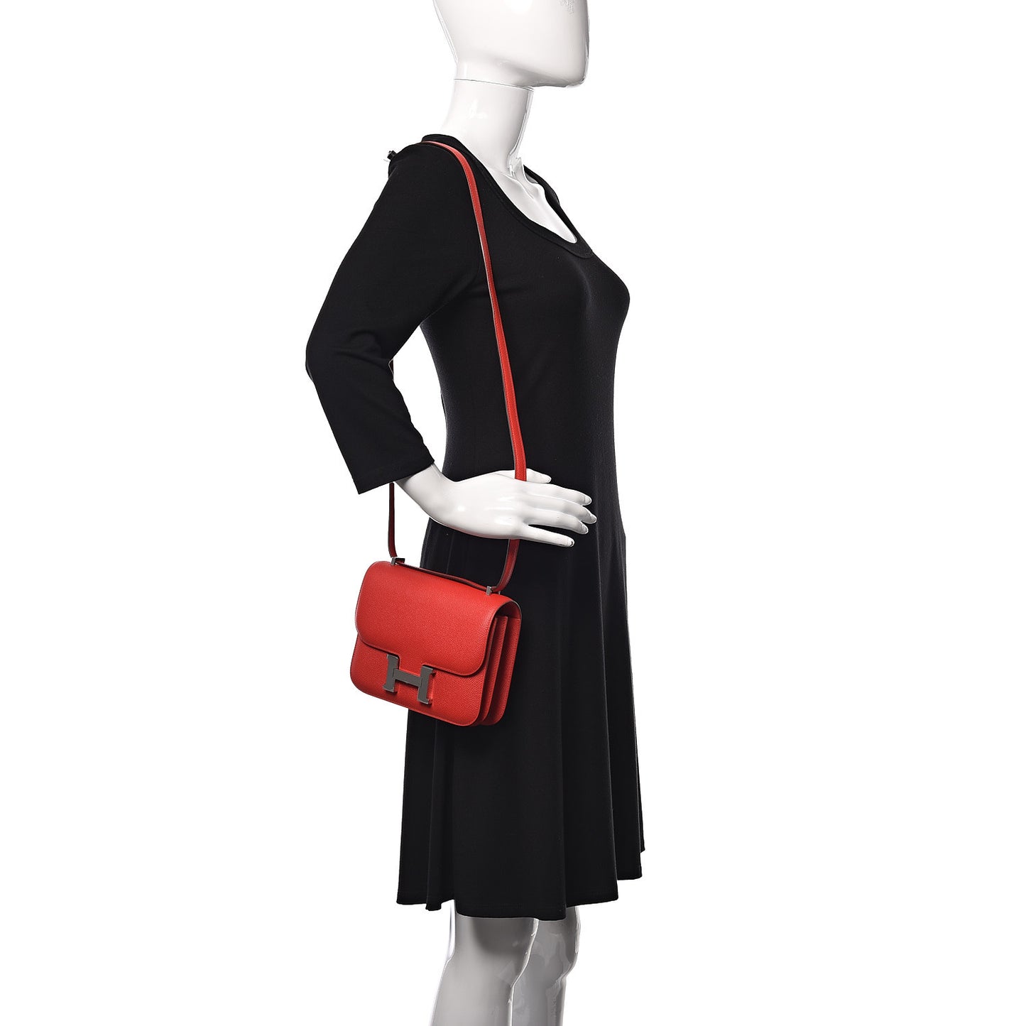 Epsom Constance 18 Rouge de Coeur