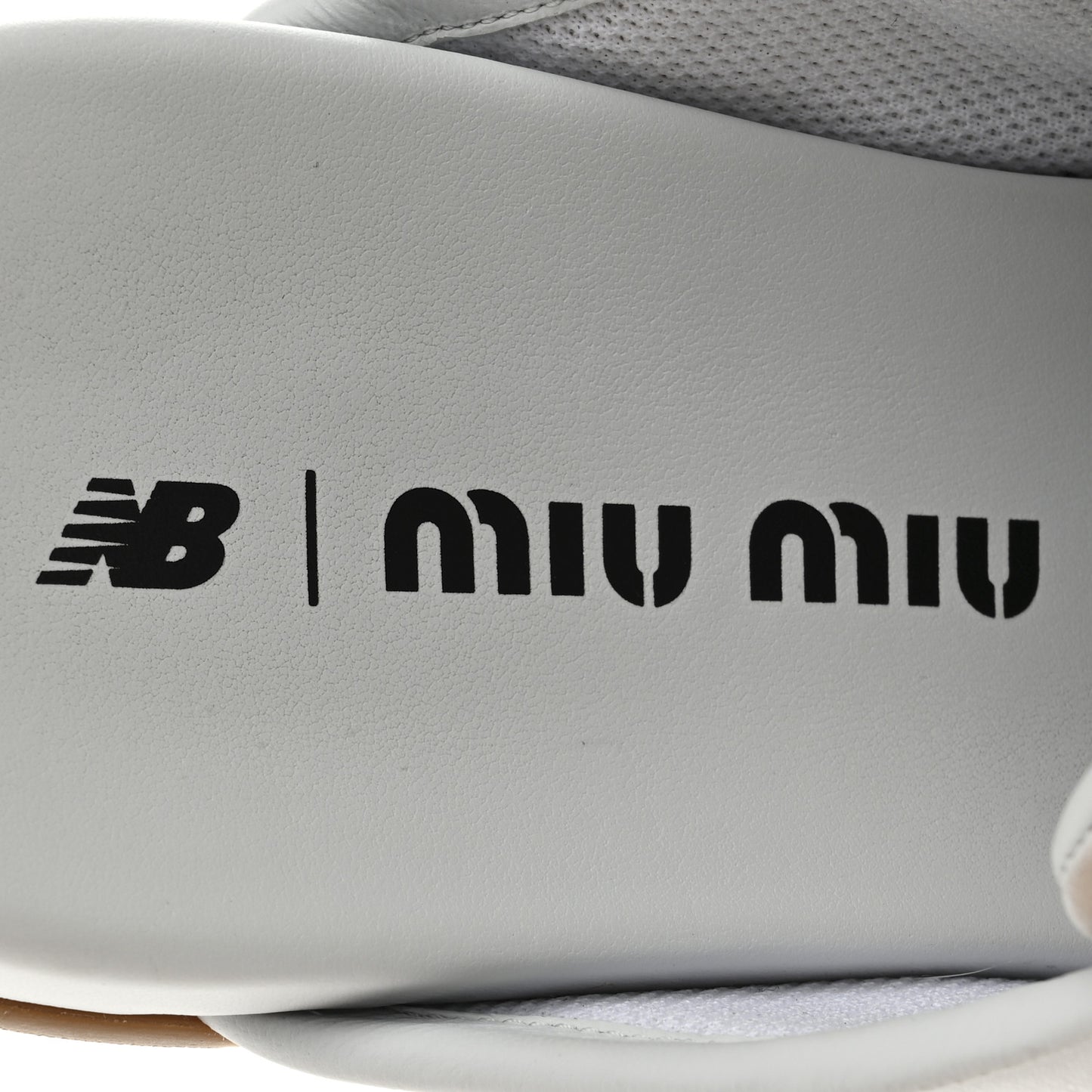 X NEW BALANCE Bleached Calfskin 530 SL Slip-On Sneakers Mules 39 White