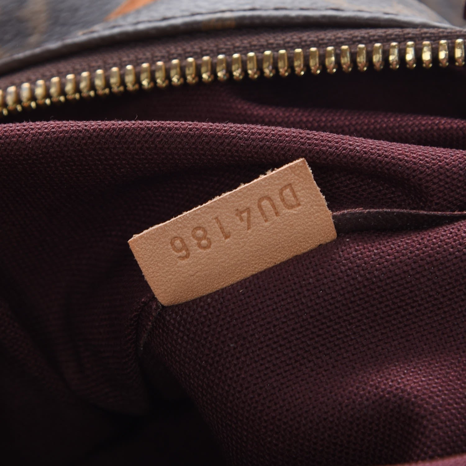 Louis Vuitton Monogram Berri PM 9 of 14