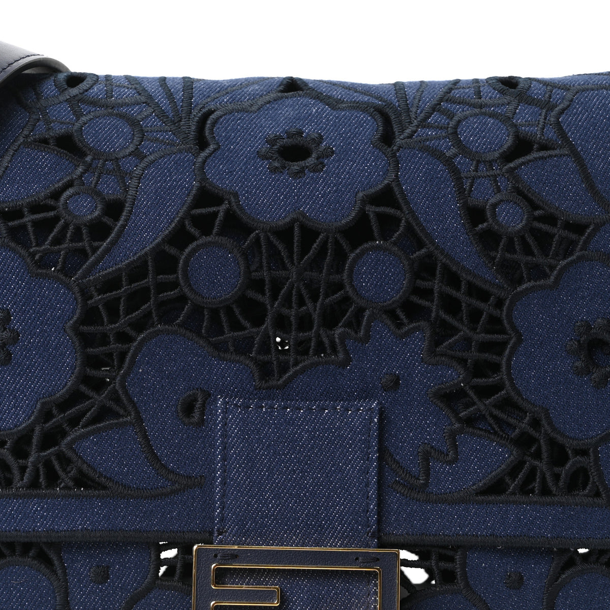 Denim Floral À Jour Medium Mamma Baguette Dark Blue