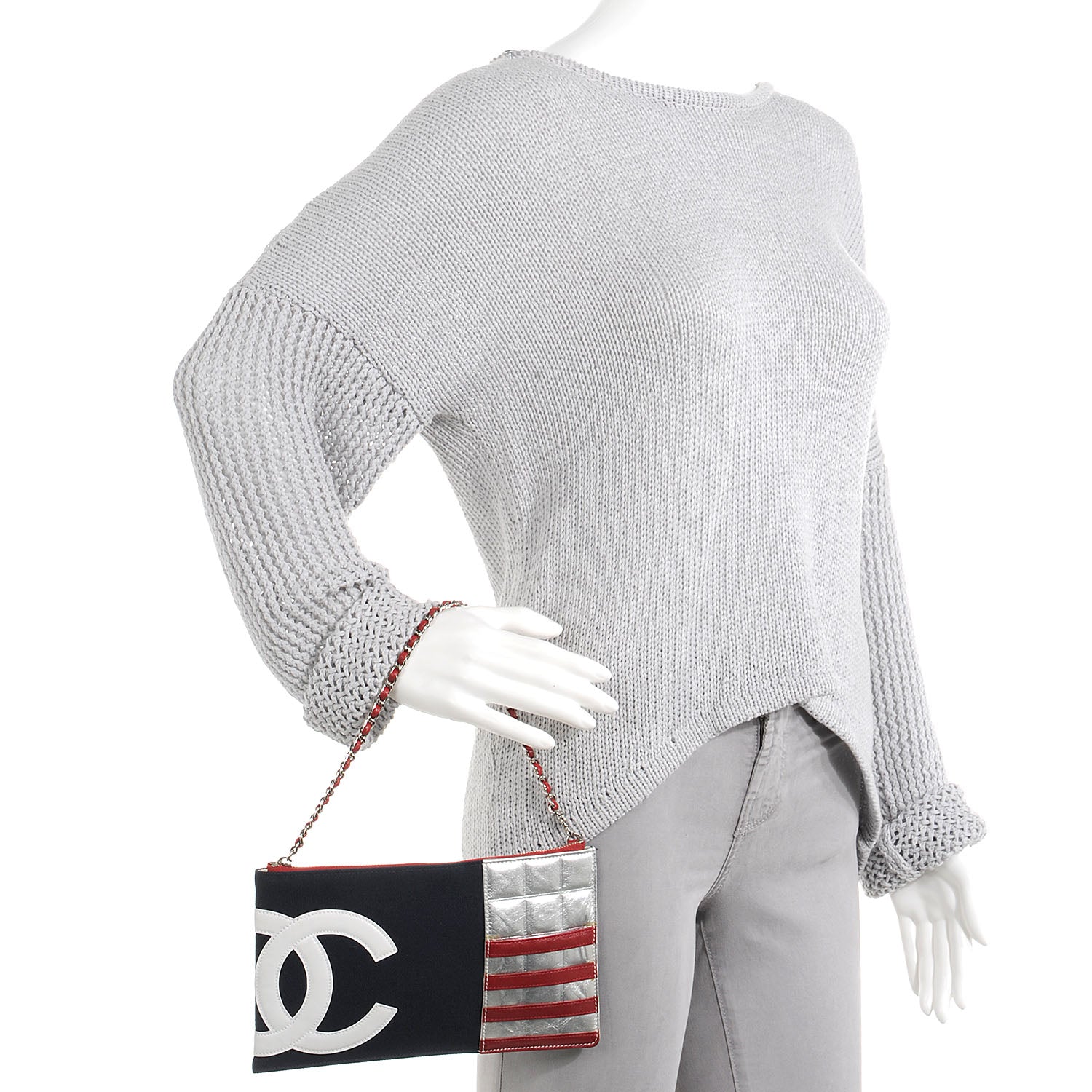 Chanel N°5 Foil Quilted Pochette 2 of 7