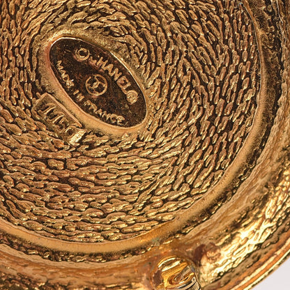 Chanel Medallion CC Brooch Gold 4 of 4