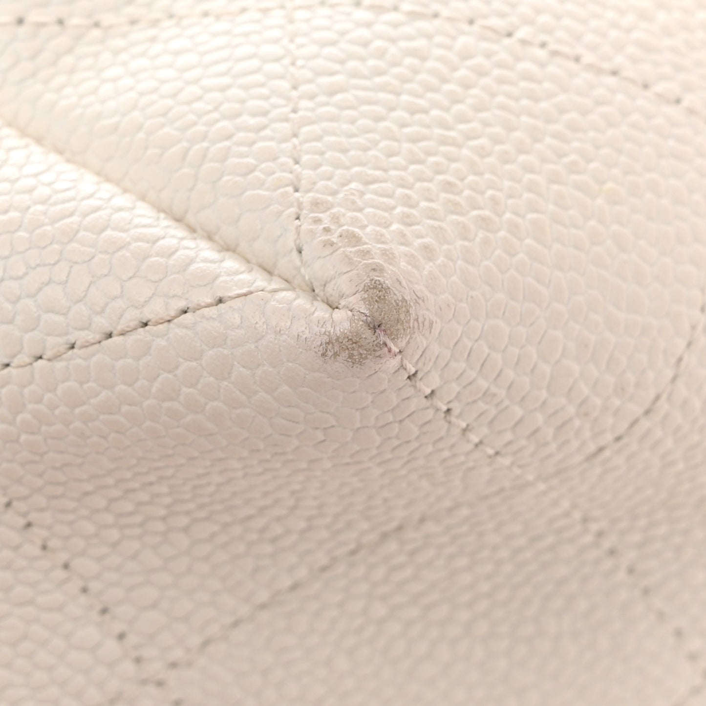 Caviar Quilted City Walk Hobo White
