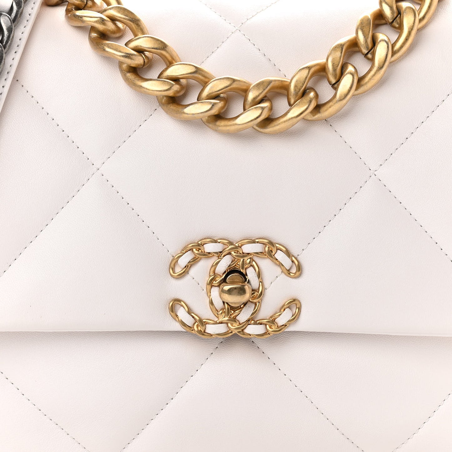 Lambskin Quilted Large Chanel 19 Flap White