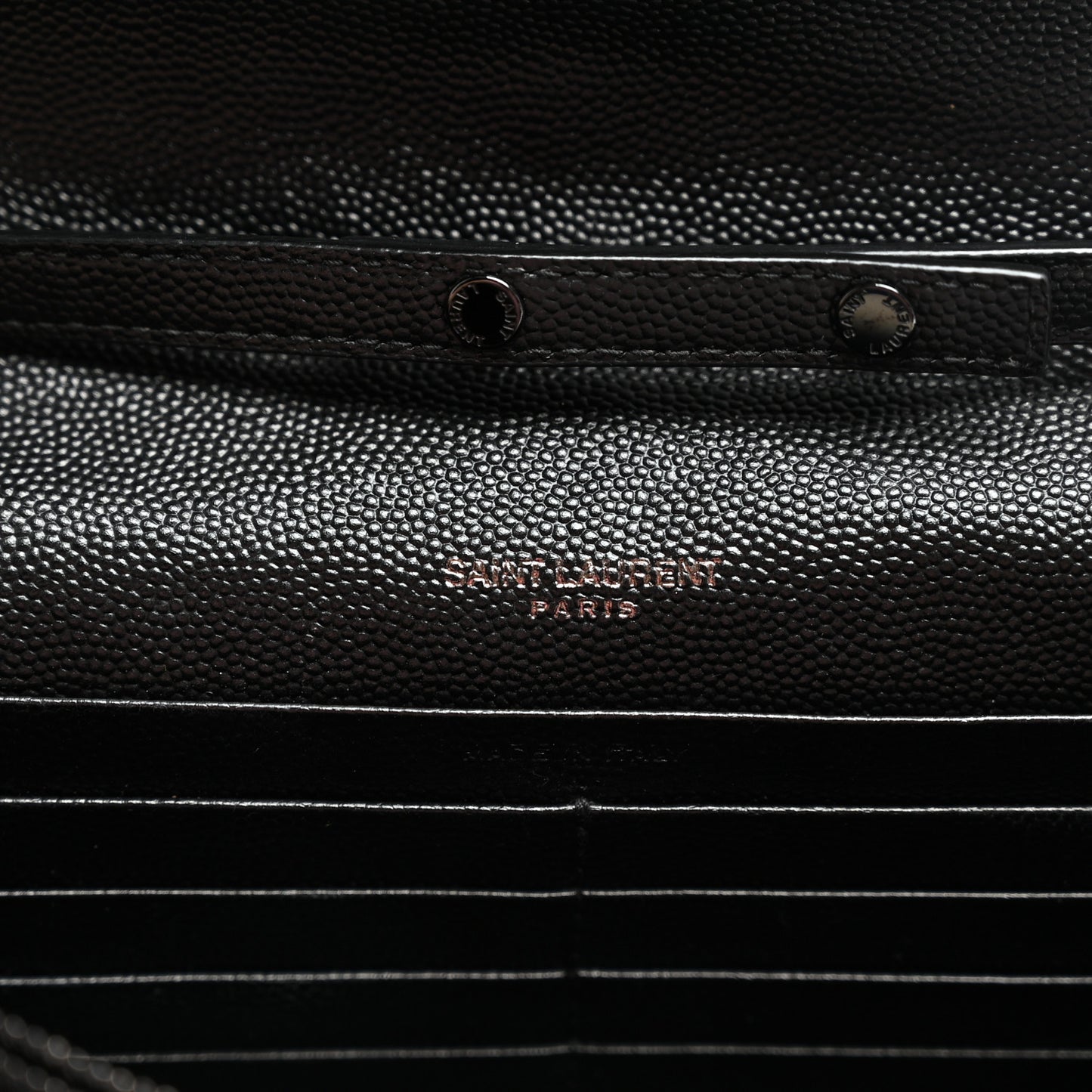 Grain De Poudre Matelasse Chevron Monogram Monochrome Chain Wallet Black