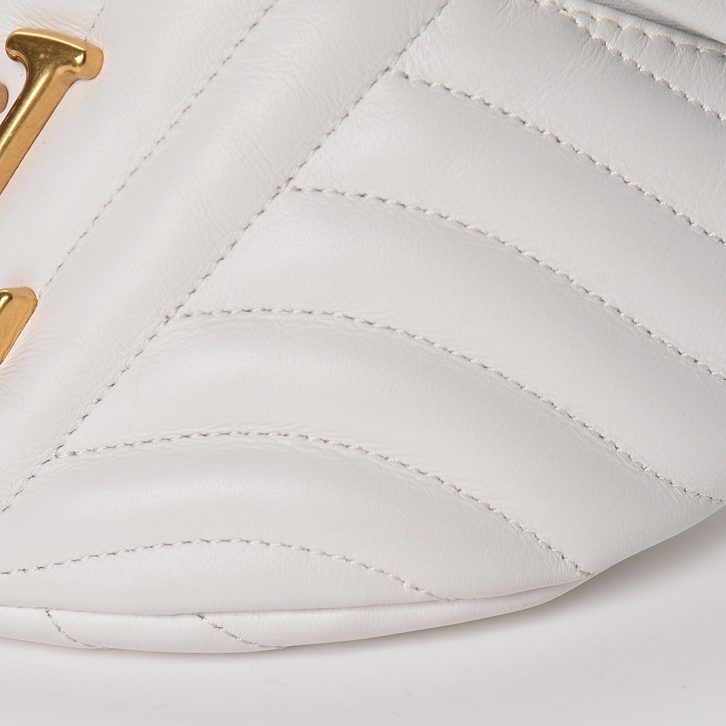 Calfskin New Wave Bumbag Snow