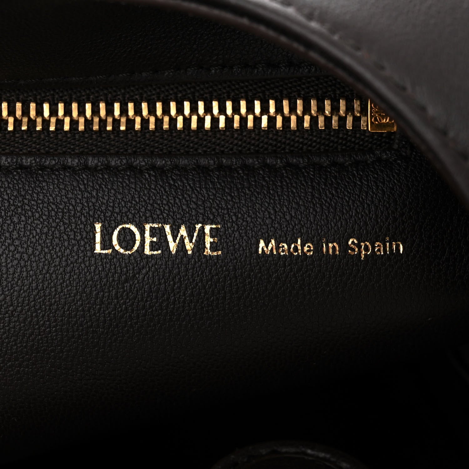 Loewe Nappa Small Squeeze Bag Chocolate 6 of 9