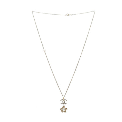 Chanel Pearl CC Camellia Pendant Necklace Gold 3 of 4