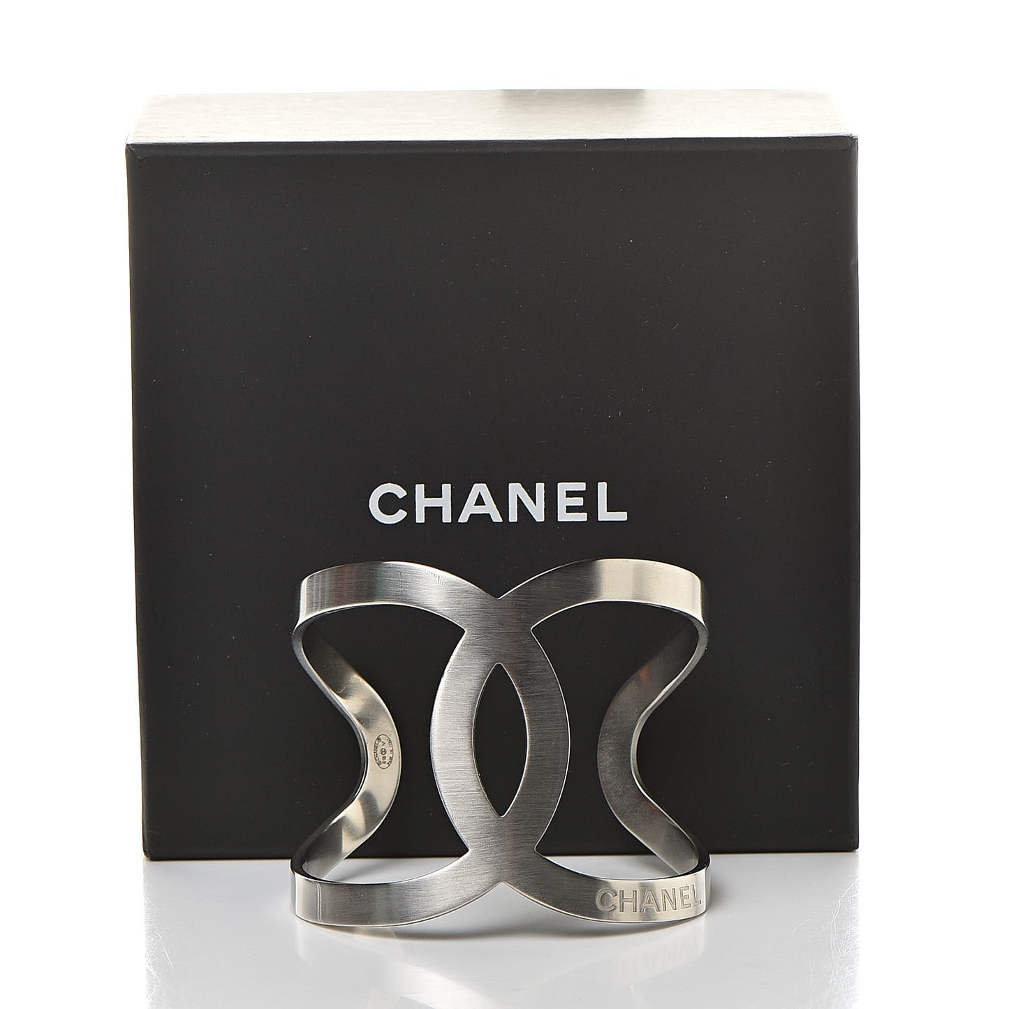 Metal CC Cuff Silver
