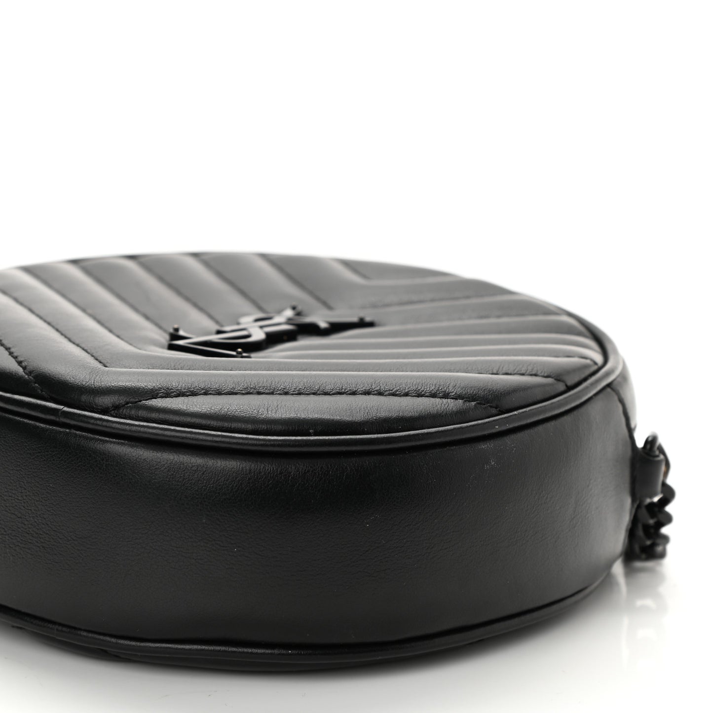Calfskin Matelasse Chevron Round Vinyle Camera Bag Black