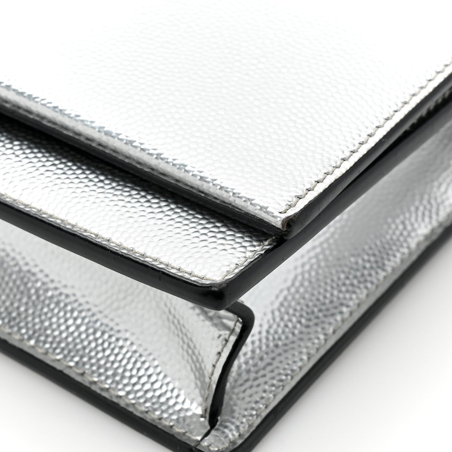 Metallic Grain De Poudre Clasic Monogram Kate Tassel Chain Wallet Argento