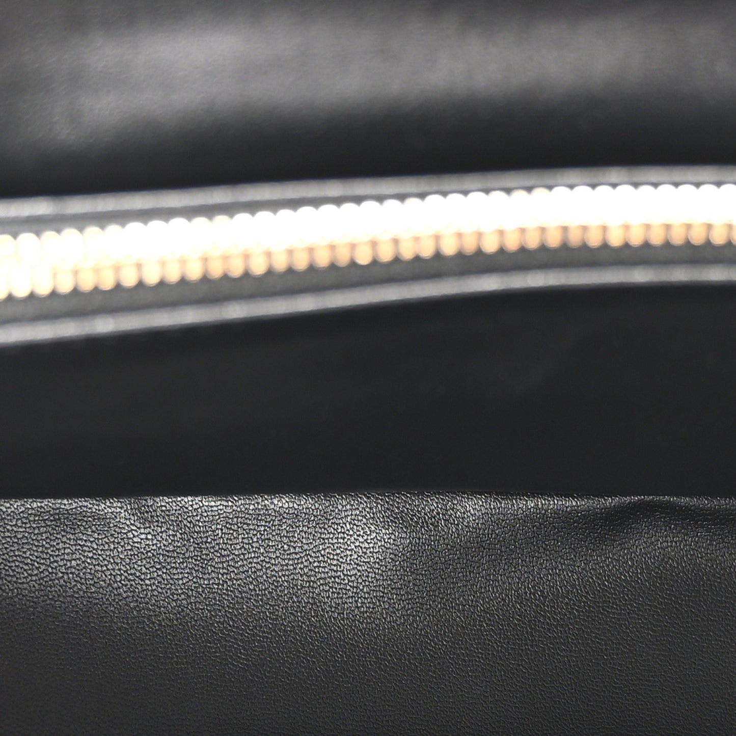 Smooth Satinated Calfskin Teen Nino Black