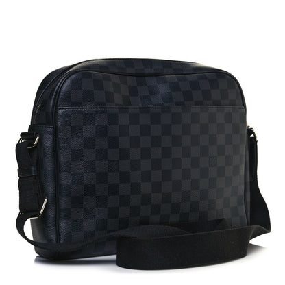 Louis Vuitton Damier Graphite Dayton Reporter MM 3 of 12