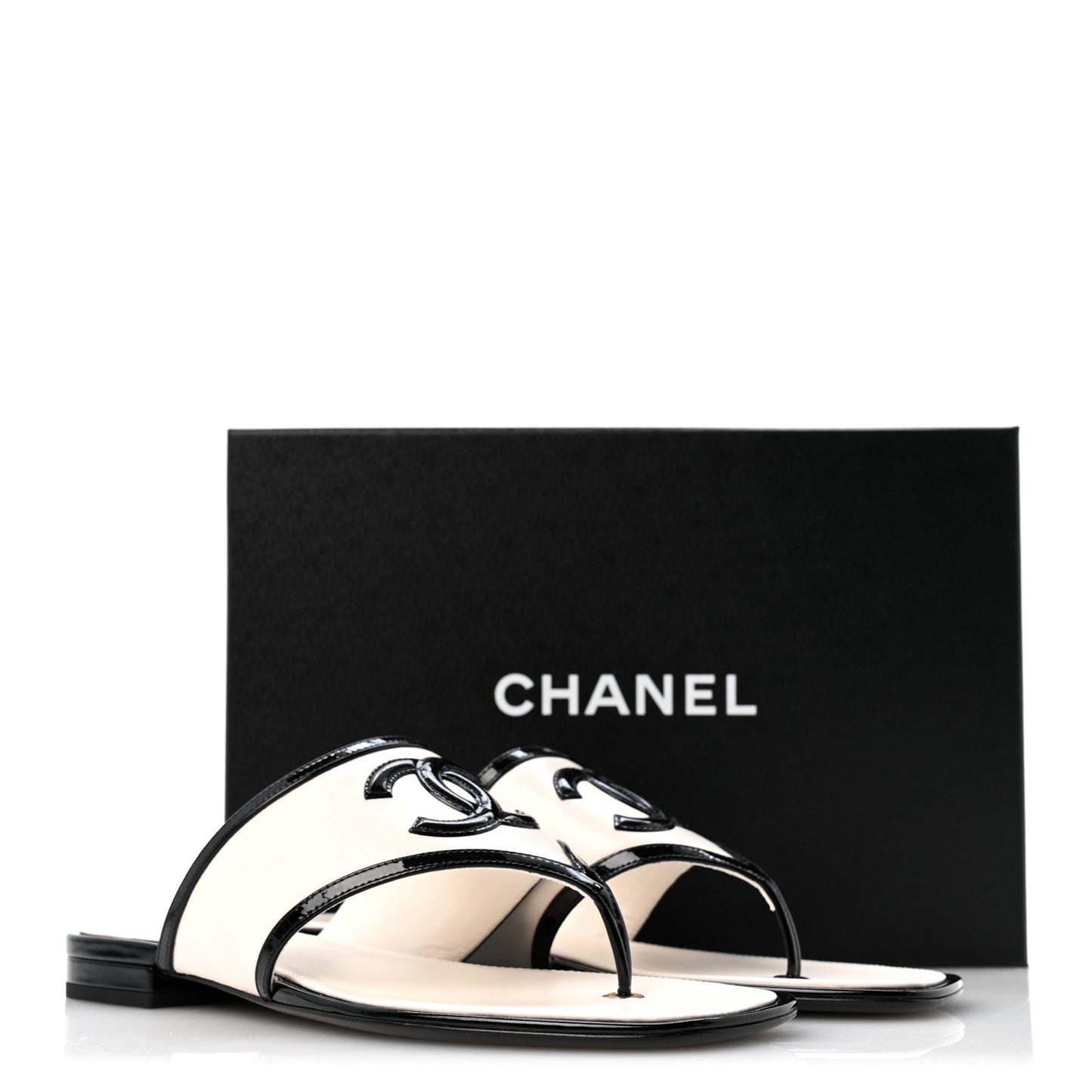 Lambskin Patent Calfskin CC Thong Sandals 39 White Black