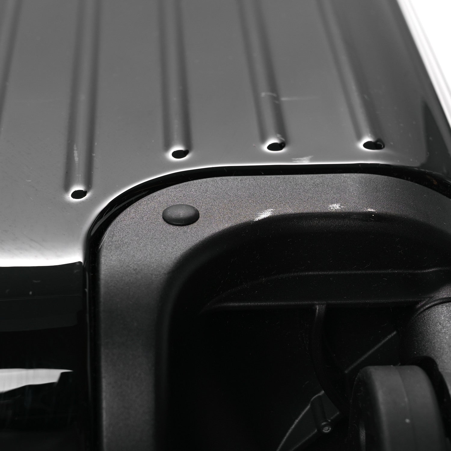 Rimowa Gloss Polycarbonate Essential Check-In L Black 10 of 11
