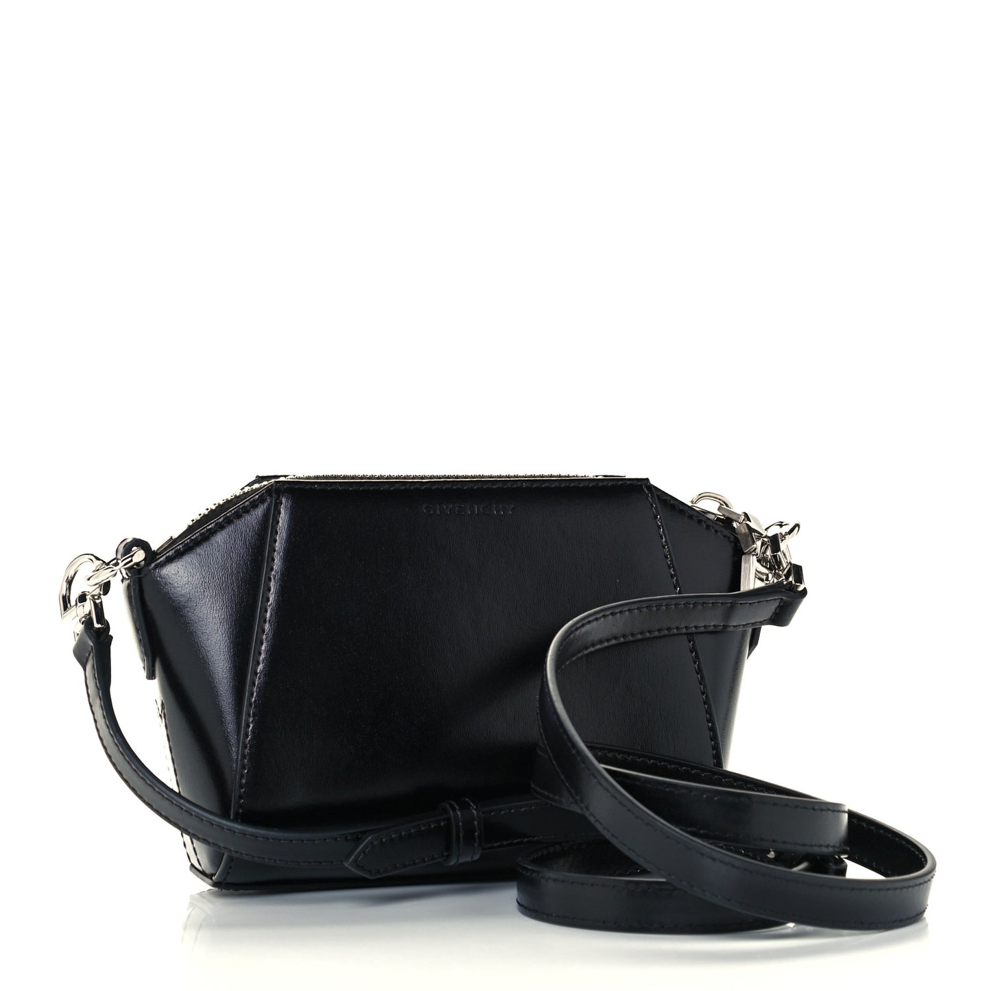 Smooth Calfskin Nano Antigona Black